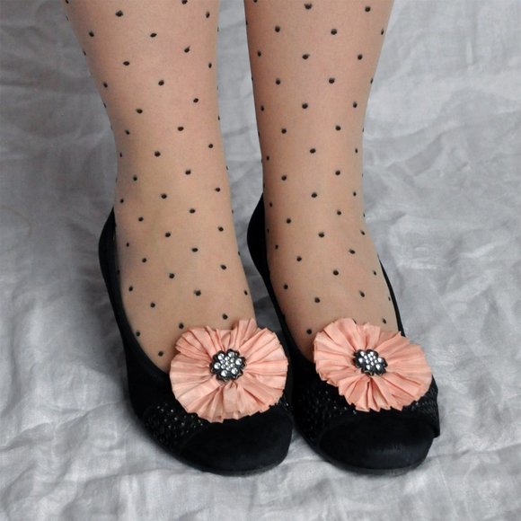 Peach Pink Flower Shoe Clips - Picture 3 of 8